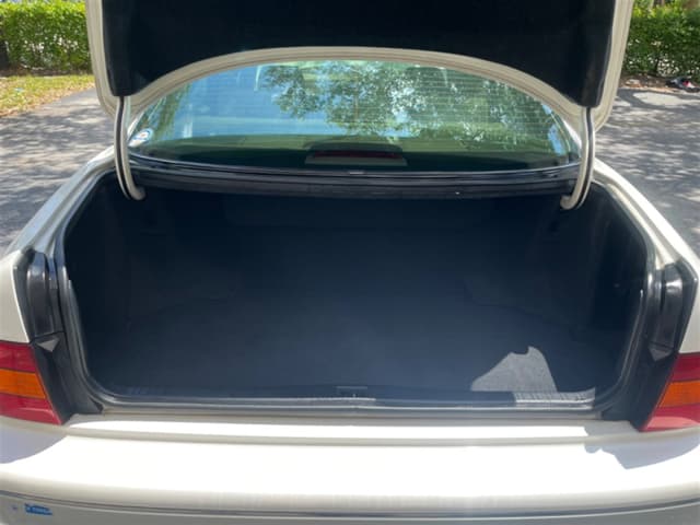 1998 Toyota Celsior JDM car for sale — photo 16 of 17