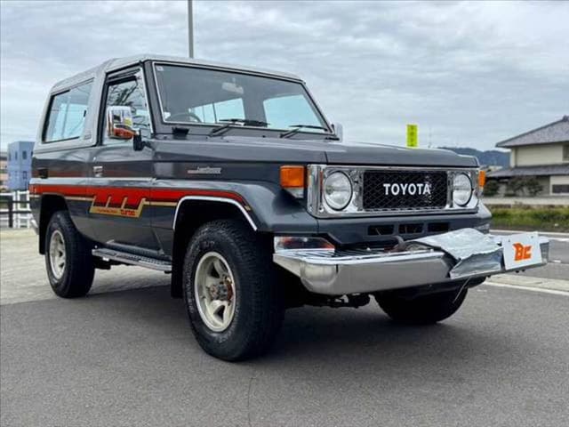 1989 Toyota Land Cruiser JDM car for sale — photo 8 of 13