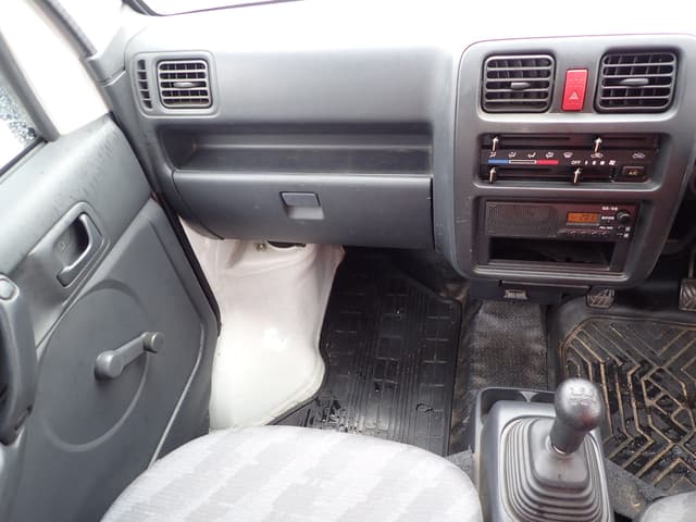2010 Suzuki Carry JDM car for sale — photo 15 of 24
