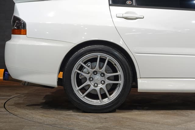 2006 Mitsubishi Lancer Evolution JDM car for sale — photo 19 of 25