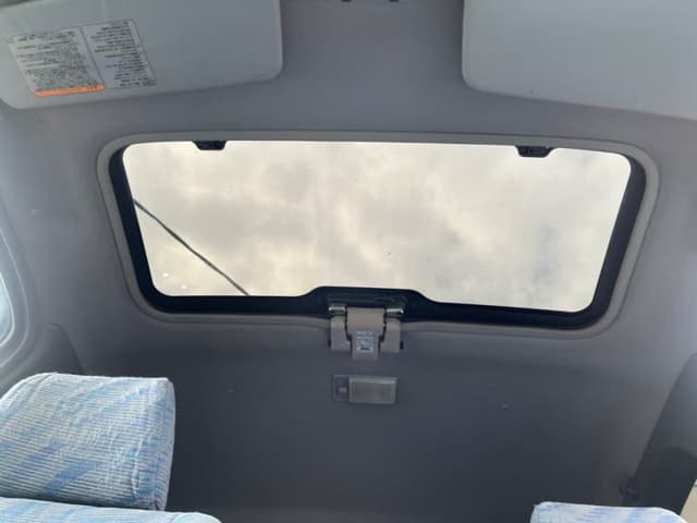 1997 Toyota Hilux JDM car for sale — photo 16 of 19