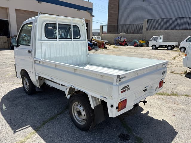 2000 Daihatsu Hijet JDM car for sale — photo 5 of 25