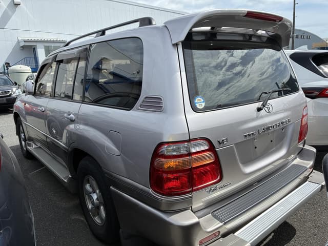 1998 Toyota Land Cruiser JDM car for sale — photo 3 of 8