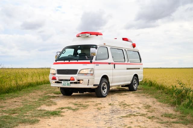 1999 Toyota HiAce JDM car for sale — photo 4 of 20