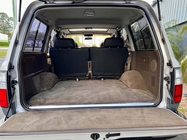 1997 Toyota Land Cruiser JDM car for sale — photo 17 of 19