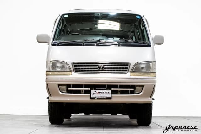 1996 Toyota HiAce JDM car for sale — photo 2 of 25