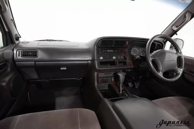 1997 Toyota HiAce JDM car for sale — photo 10 of 25
