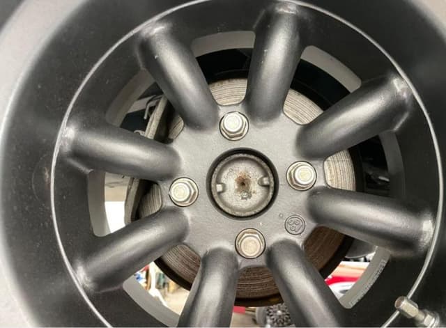 1975 Nissan Skyline JDM car for sale — photo 13 of 15