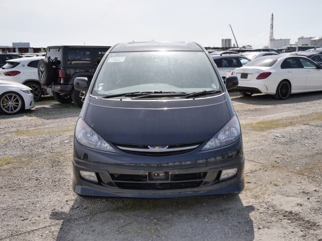 2001 Toyota Estima JDM car for sale — photo 2 of 25