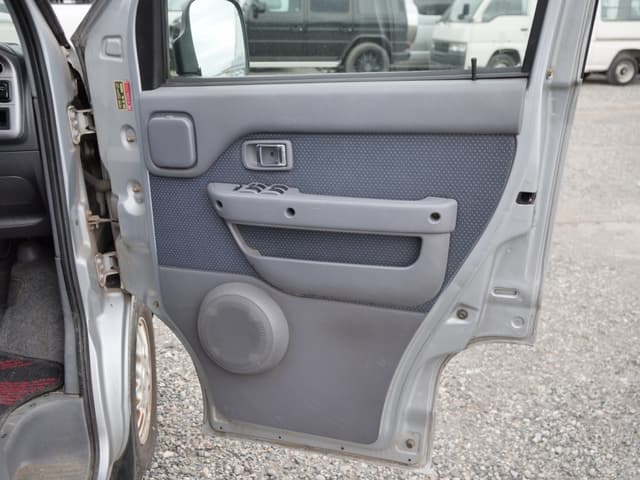 2001 Daihatsu Atrai JDM car for sale — photo 25 of 25