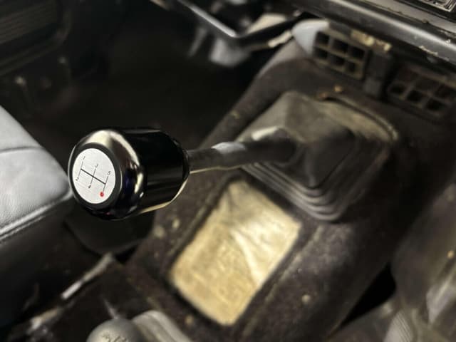 1994 Suzuki Jimny JDM car for sale — photo 14 of 25