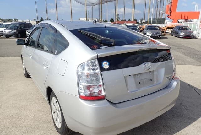 2006 Toyota Prius JDM car for sale — photo 3 of 25