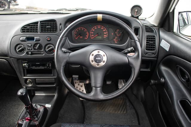 2000 Mitsubishi Lancer Evolution JDM car for sale — photo 18 of 25