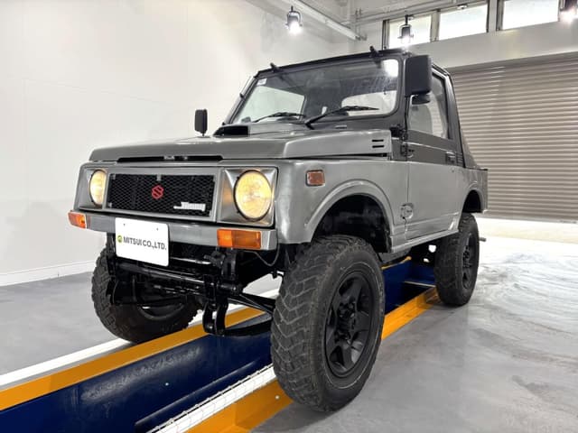 1993 Suzuki Jimny JDM car for sale — photo 2 of 25