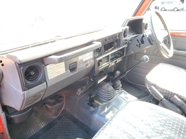 1994 Toyota Land Cruiser JDM car for sale — photo 12 of 20