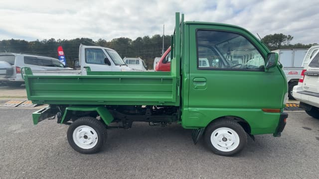 1998 Mitsubishi Minicab JDM car for sale — photo 3 of 5