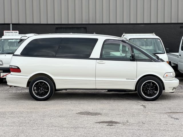 1999 Toyota Estima JDM car for sale — photo 19 of 25