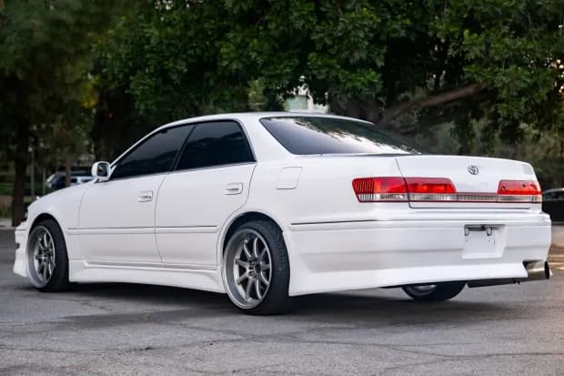 1999 Toyota Mark II JDM car for sale — photo 2 of 6