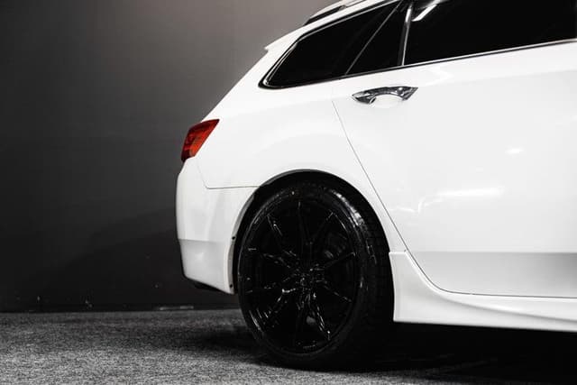 2010 Honda Accord JDM car for sale — photo 8 of 19
