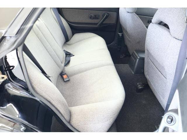 1990 Nissan Skyline JDM car for sale — photo 7 of 18