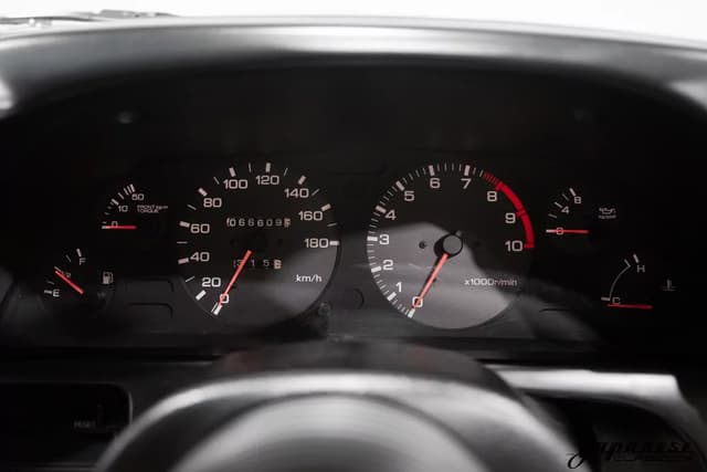 1993 Nissan Skyline JDM car for sale — photo 14 of 25
