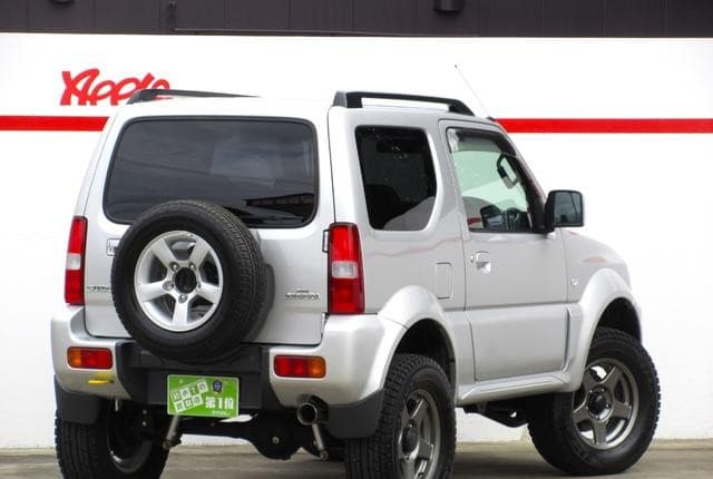 2008 Suzuki Jimny JDM car for sale — photo 7 of 9