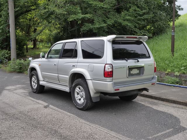 2001 Toyota Hilux Surf JDM car for sale — photo 7 of 25