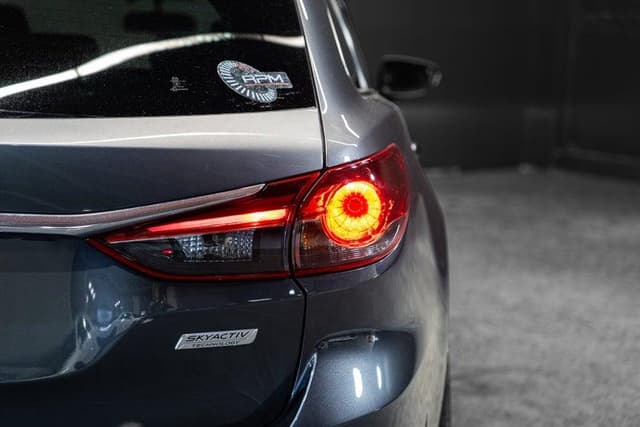 2012 Mazda Atenza JDM car for sale — photo 14 of 19