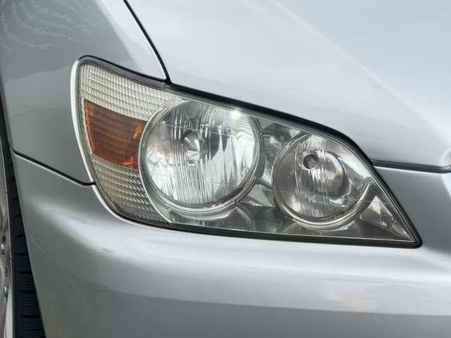 1998 Toyota Altezza JDM car for sale — photo 19 of 21