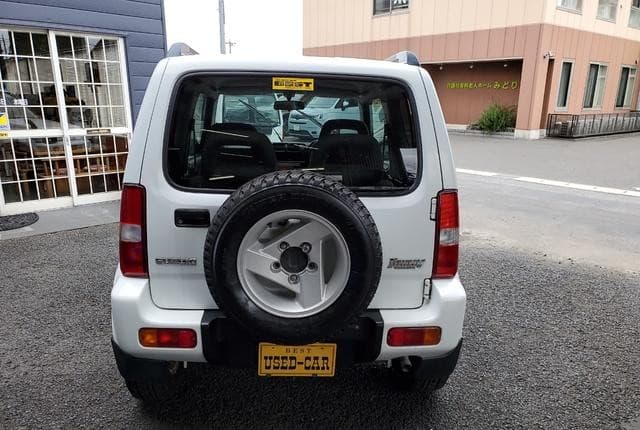 1998 Suzuki Jimny JDM car for sale — photo 3 of 22