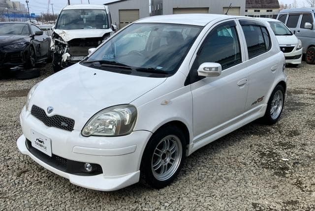 2003 Toyota Vitz JDM car for sale — photo 16 of 25