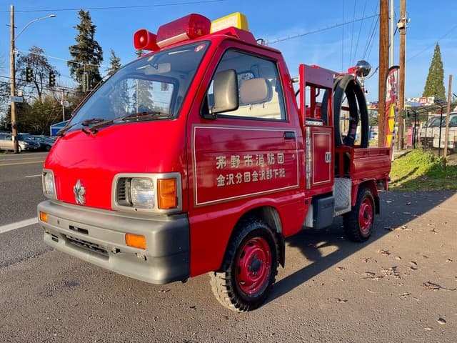 1992 Daihatsu Hijet JDM car for sale — photo 3 of 10