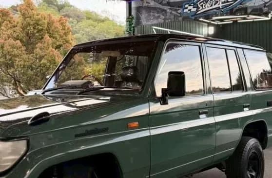 1993 Toyota Land Cruiser Prado JDM car for sale — photo 11 of 16