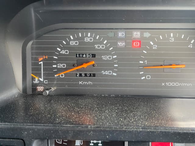 1991 Isuzu JDM car for sale — photo 14 of 24