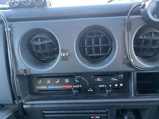 1996 Suzuki Jimny JDM car for sale — photo 16 of 20
