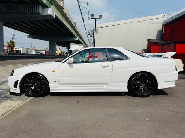 1999 Nissan Skyline JDM car for sale — photo 14 of 25