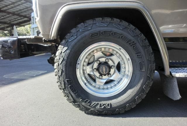1987 Nissan Safari JDM car for sale — photo 17 of 25