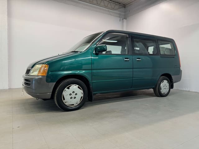 1996 Honda Stepwagon JDM car for sale — photo 10 of 25
