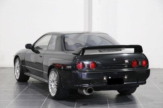 1993 Nissan Skyline JDM car for sale — photo 8 of 25