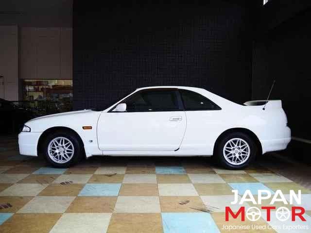 1998 Nissan Skyline JDM car for sale — photo 4 of 9
