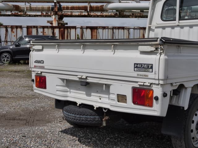 2002 Daihatsu Hijet JDM car for sale — photo 20 of 25