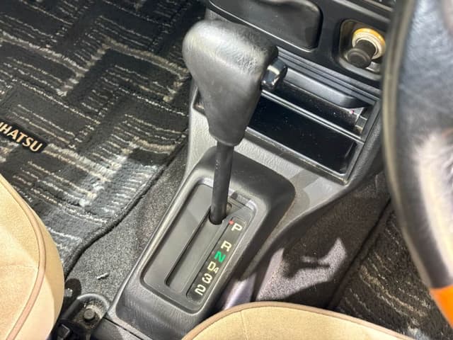 2001 Daihatsu Mira JDM car for sale — photo 17 of 25