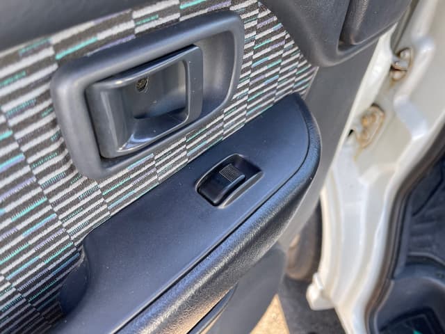 1999 Daihatsu Atrai JDM car for sale — photo 19 of 25