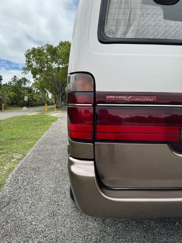 1994 Toyota HiAce JDM car for sale — photo 12 of 25
