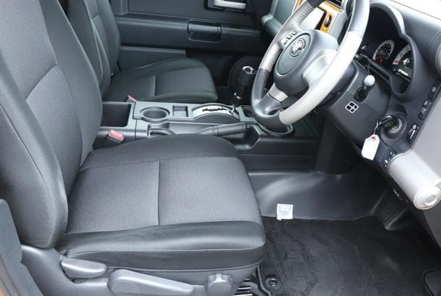 2011 Toyota Fj Cruiser JDM car for sale — photo 12 of 25