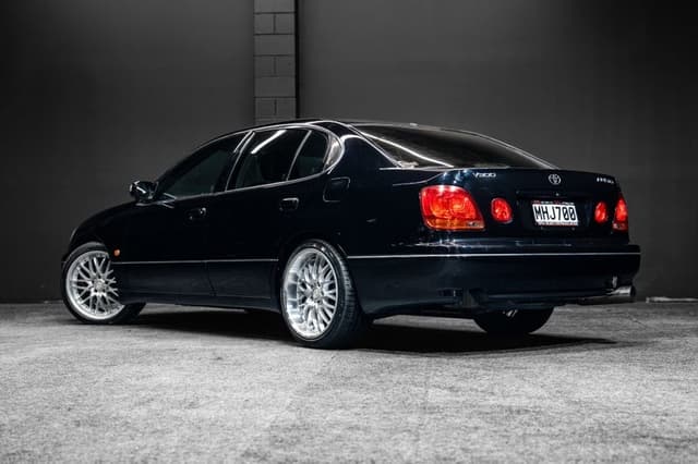 1998 Toyota Aristo JDM car for sale — photo 4 of 10