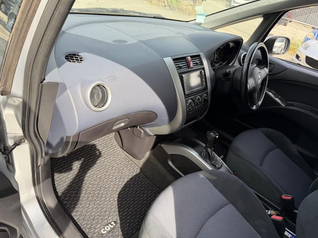 2006 Mitsubishi Colt JDM car for sale — photo 12 of 20