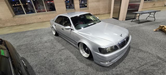 1996 Nissan Cima JDM car for sale — photo 19 of 25
