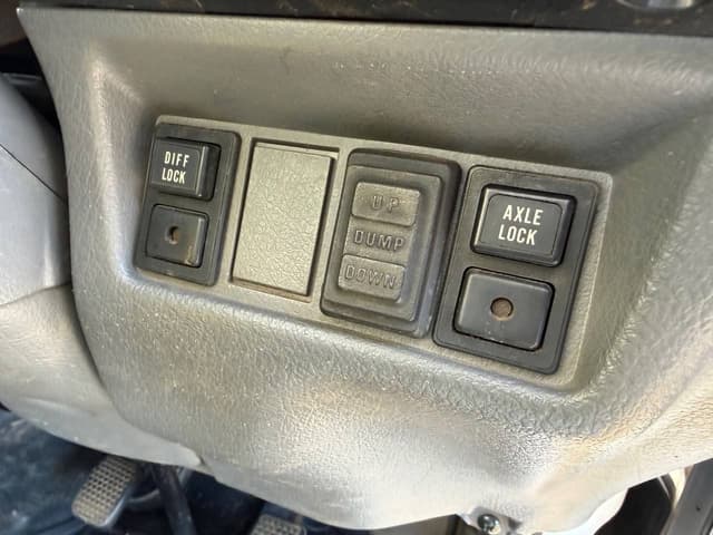 1998 Suzuki Carry JDM car for sale — photo 25 of 25