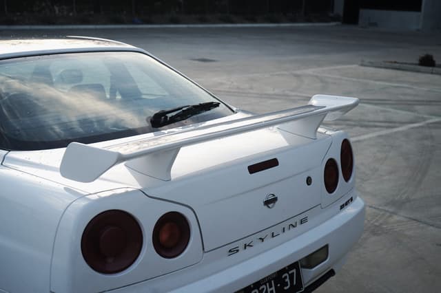 1998 Nissan Skyline JDM car for sale — photo 6 of 25